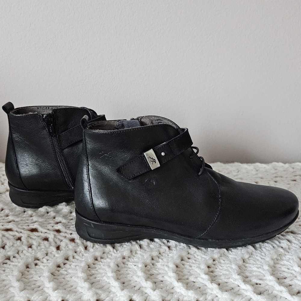 Fluchos Black Leather Noa Boots EU Size 38 (US 7-7.5)